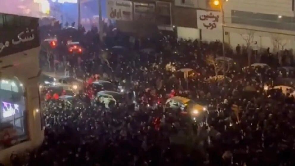 Январь 2026 года стал для Ирана самым тяжелым кризисом со времен революции 1979 года. Фото: скриншот видео