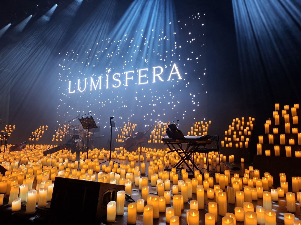 Волшебный свет Рождества. Lumisfera и 5000 свечей