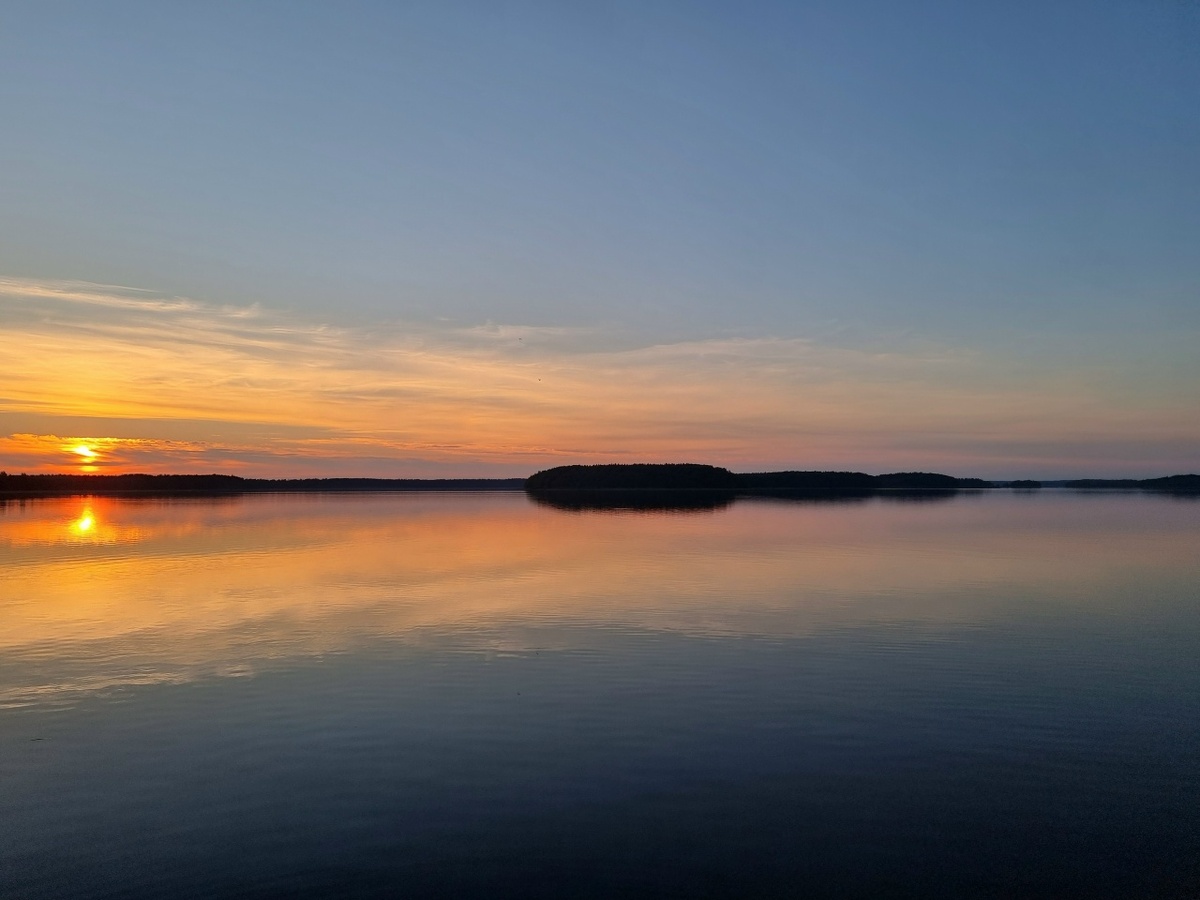 Своё фото закат на Ладоге