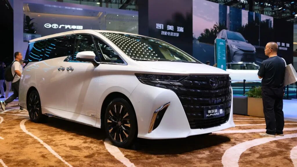    Toyota Alphard в косплее на Delica: оффроуд-версия минивэна (источник изображения) News Express Team