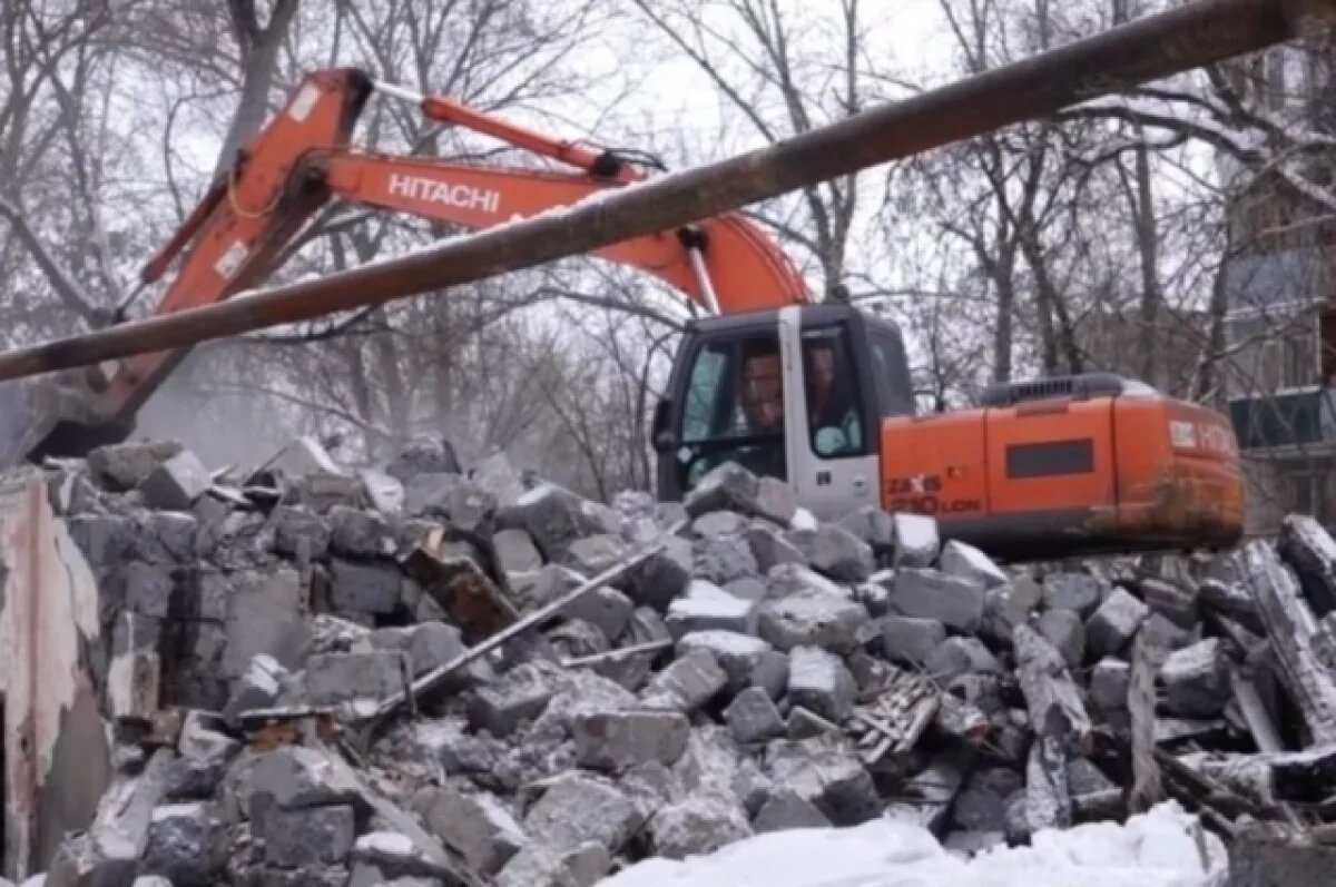    В Самаре начали снос аварийного дома на улице Вятской