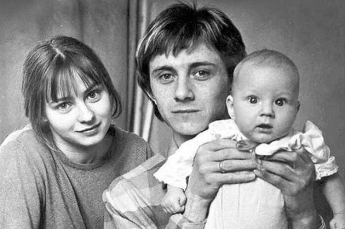 Евгения Добровольская и Вячеслав Баранов с сыном Степаном