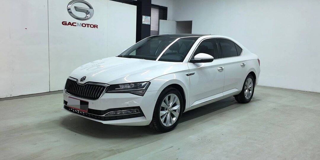 Стоимость лифтбека Skoda Superb под заказ из Китая.