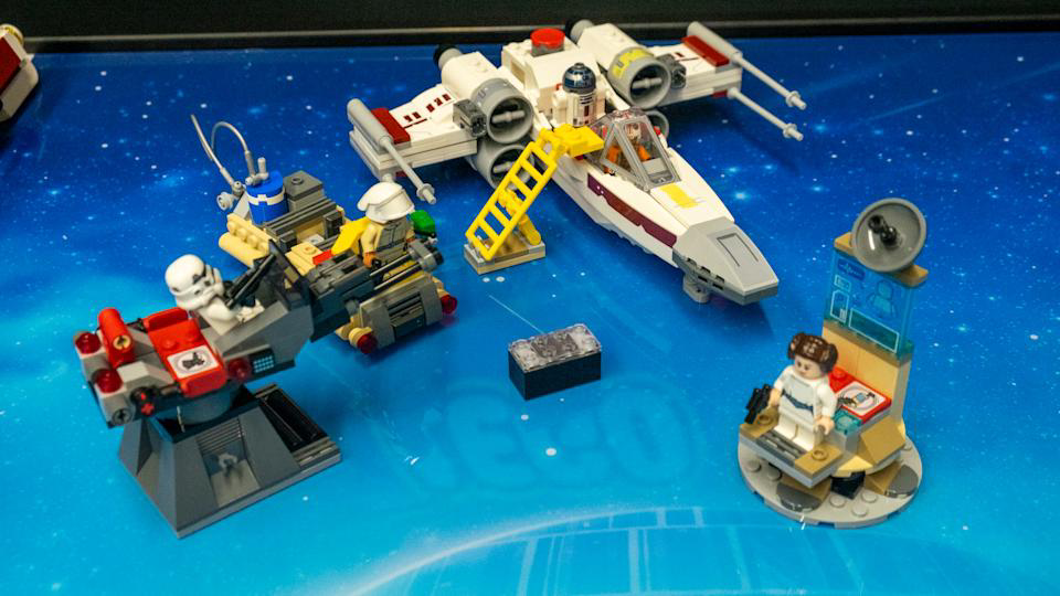 Lego Smart Play (умные кирпичики)