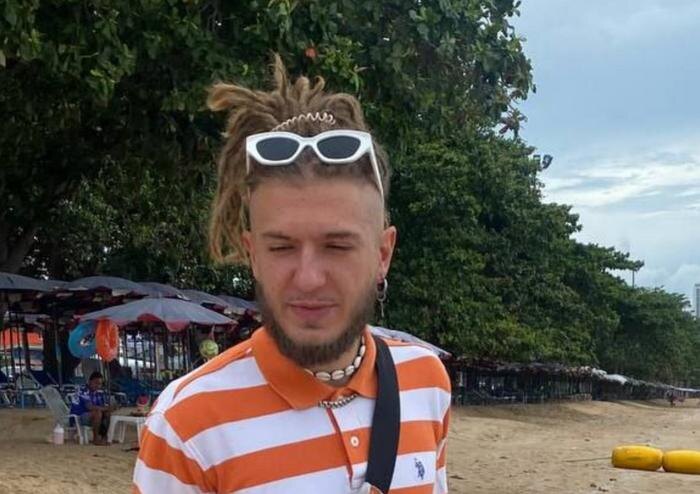 Обложка © SHOT