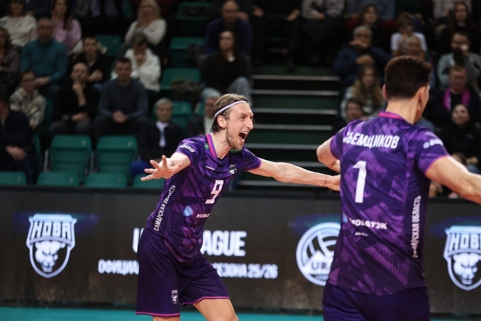    Волейбольная команда из Самарской области выиграла со счетом 3:2 фото: Волейбольный клуб "Нова"