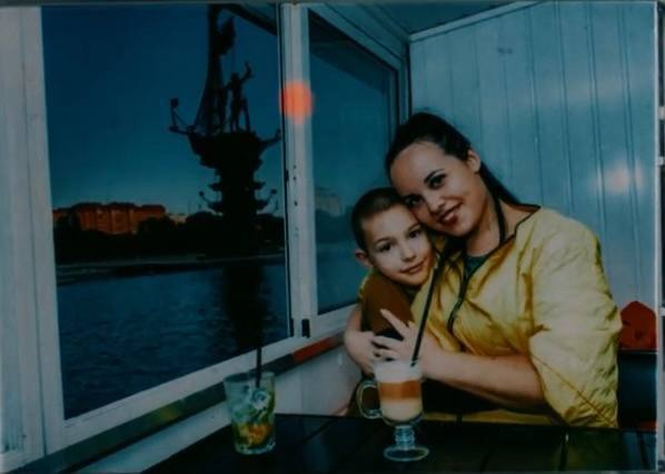 Анастасия с сыном