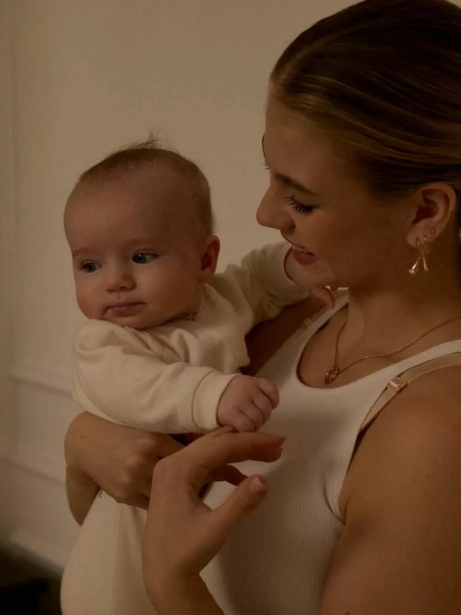 Александра Трусова с сыном📷
