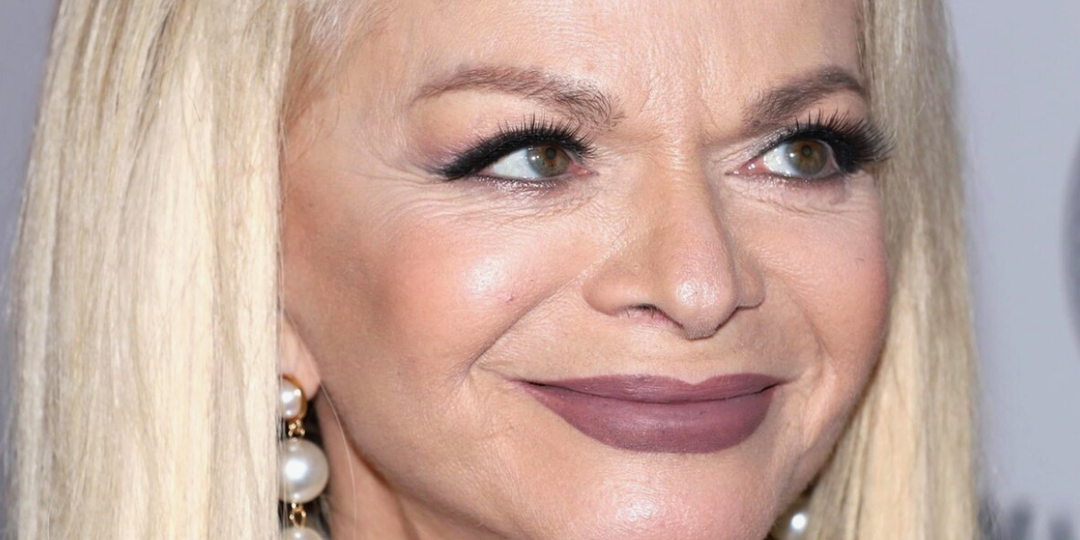 Вульгарная роскошь. Как выглядит квартира Ларисы Долиной, из-за которой разгорелся скандал