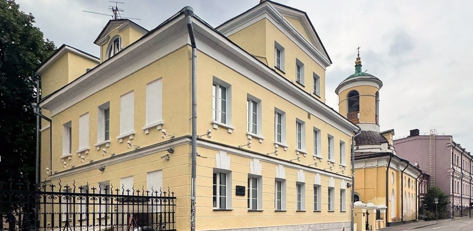     Владимир Ефимов: за пять лет инвесторы отреставрировали восемь объектов культурного наследия благодаря программе льготной аренды