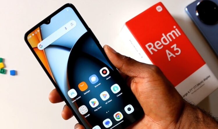    Функционально дешевый смартфон не отличается от дорогого. Изображение: Miah Does Tech