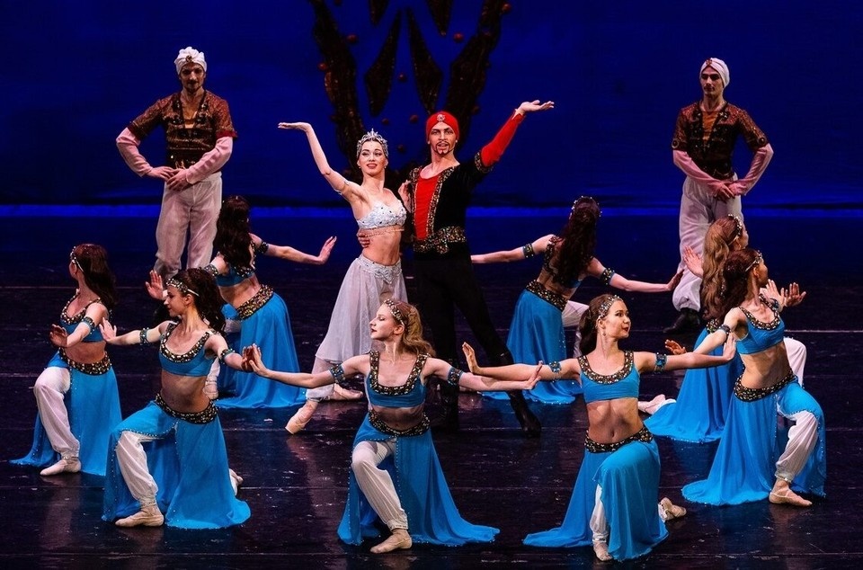    В Донецке подготовили обширную программу мероприятий с 12 по 18 января. Фото: Донбасс Опера