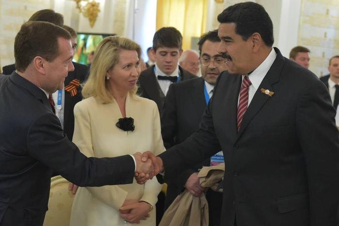 Обложка © ТАСС / пресс-служба Правительства РФ / Александр Астафьев