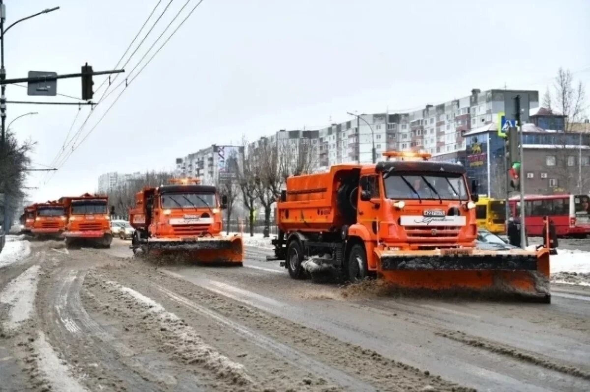    Очистка дорог Ярославской области продолжается в усиленном режиме