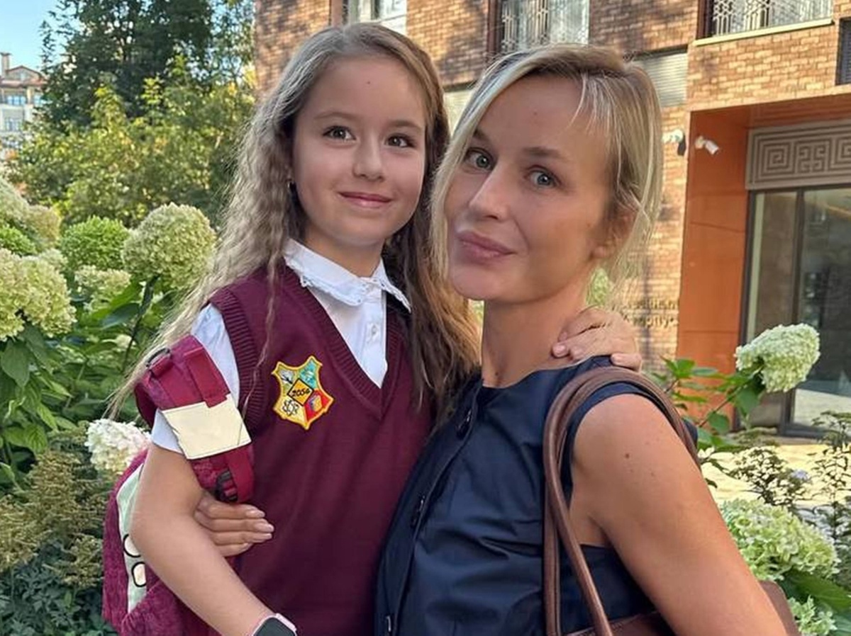    Полина Гагарина с дочерью МиейСоцсети Полины Гагариной