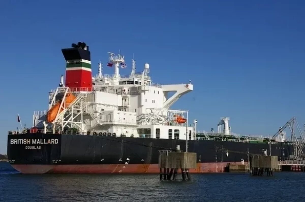    Reuters: США начали операцию по задержанию танкера Olina