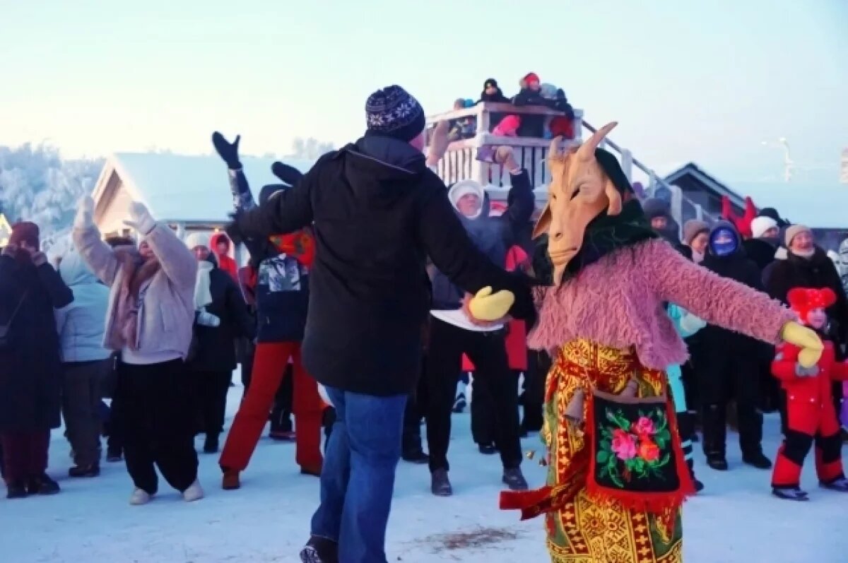    В Мурманске прошли рождественские гуляния