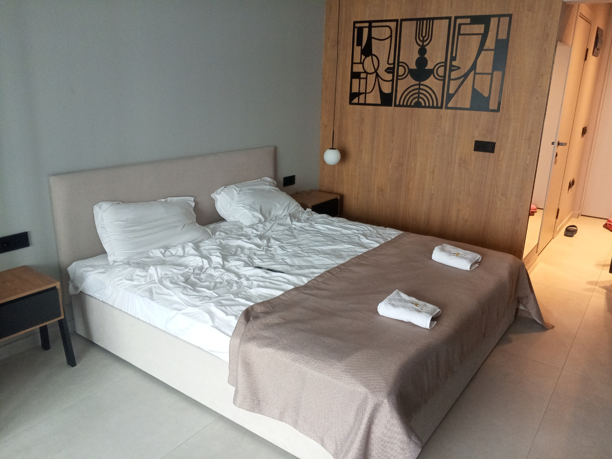 Фото внутри номера отеля "Корпуса Морские"