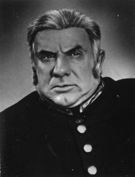 И.В.Ильинский в роли Городничего