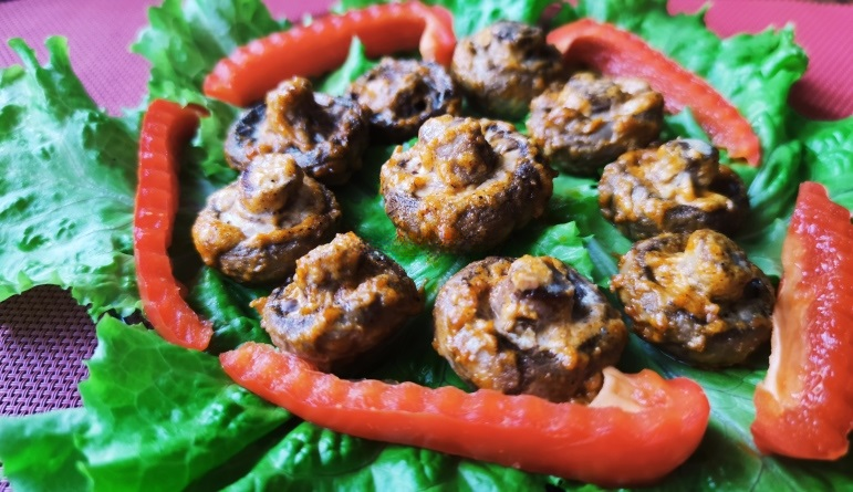 Что можно приготовить из свежих шампиньонов: от закуски до горячего