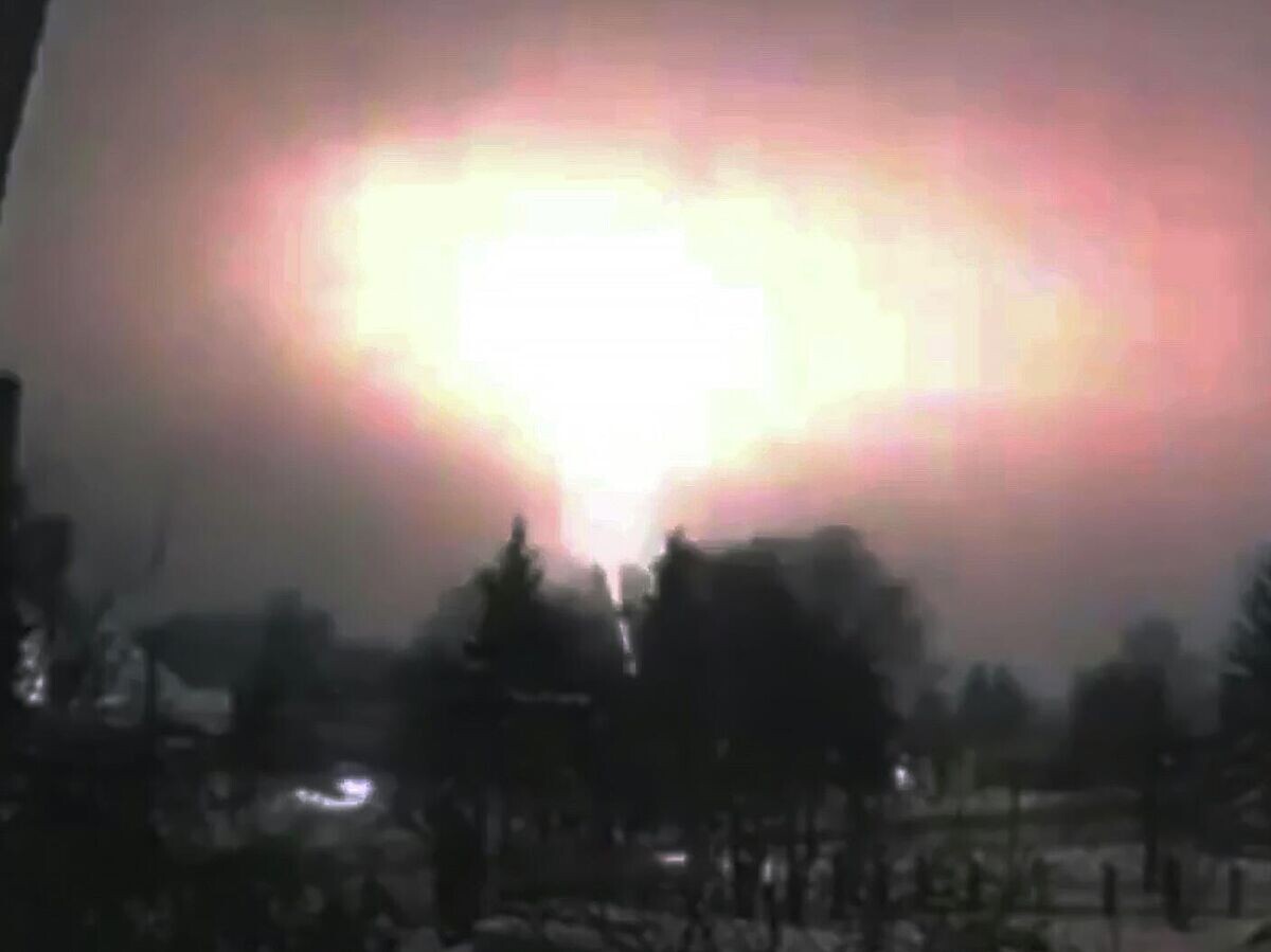    Момент удара "Орешника" по украинским критическим объектам. Кадр видео | © Соцсети