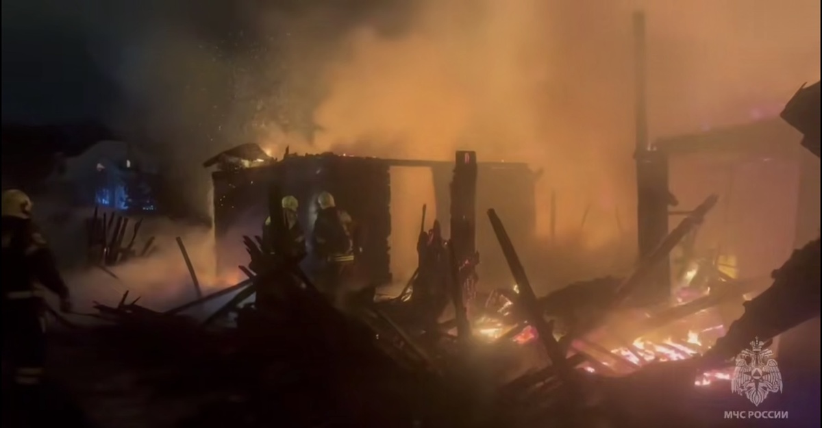 Фото недавнего пожара в Подмосковье (фото пресс-службы МЧС России)