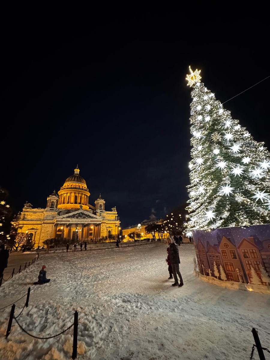 Исаакиевский сквер 