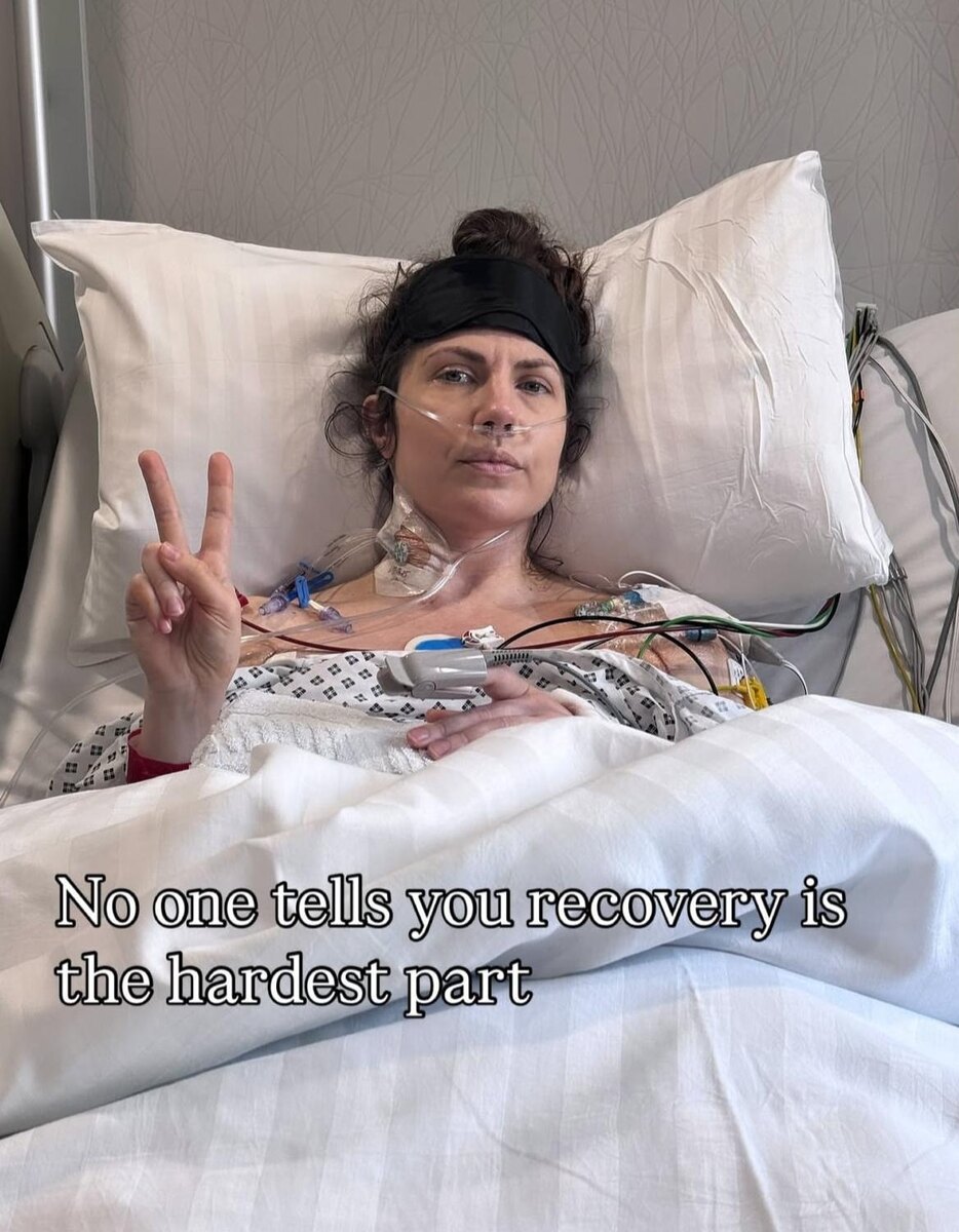    Мария в больничной палатеСоцсети