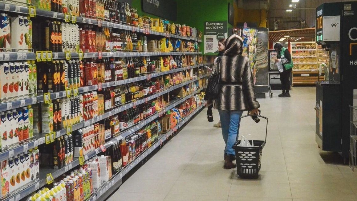    Макроэкономические процессы не влияют на цены в магазинах    1MI