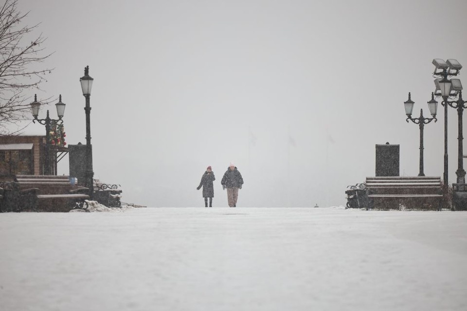    Ведомство напомнило о мерах профилактики: многослойная одежда, движение на морозе Николай ОБЕРЕМЧЕНКО