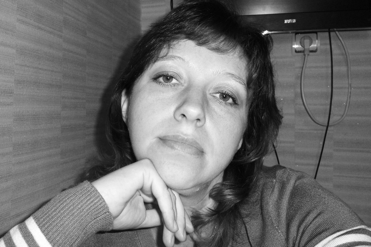     Погибла под поездом 46-летняя мама троих детей Екатерина Радаева, мужа которой 10 лет назад также насмерть сбил состав