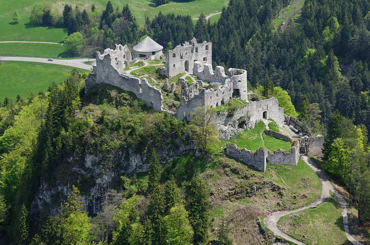Тирольский замок Эренберг