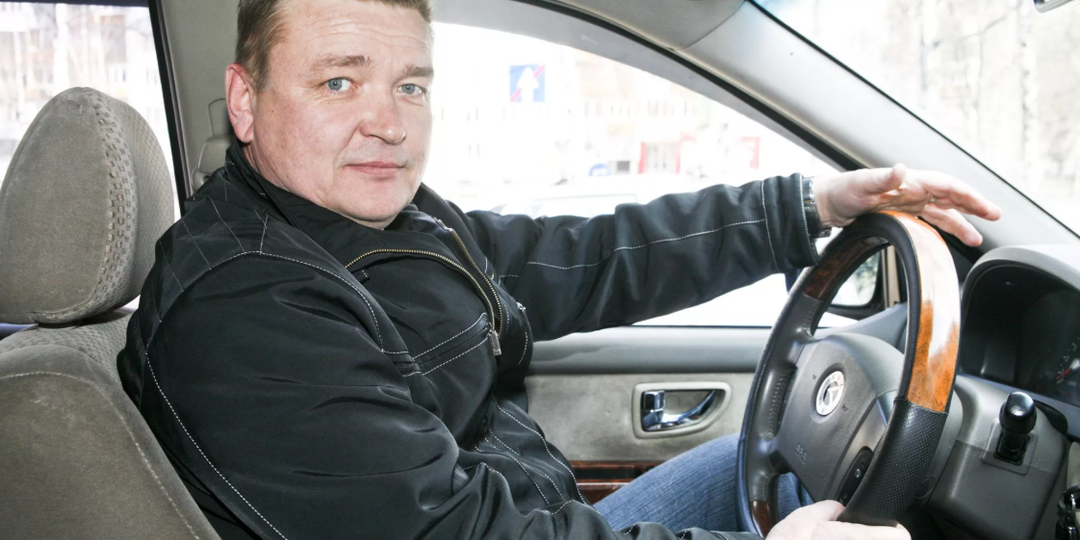 «Ты и на такси можешь поехать»: сожитель (45 лет) взял мою машину без спроса и уехал к маме в деревню. Я в ответ подала заявление об угоне