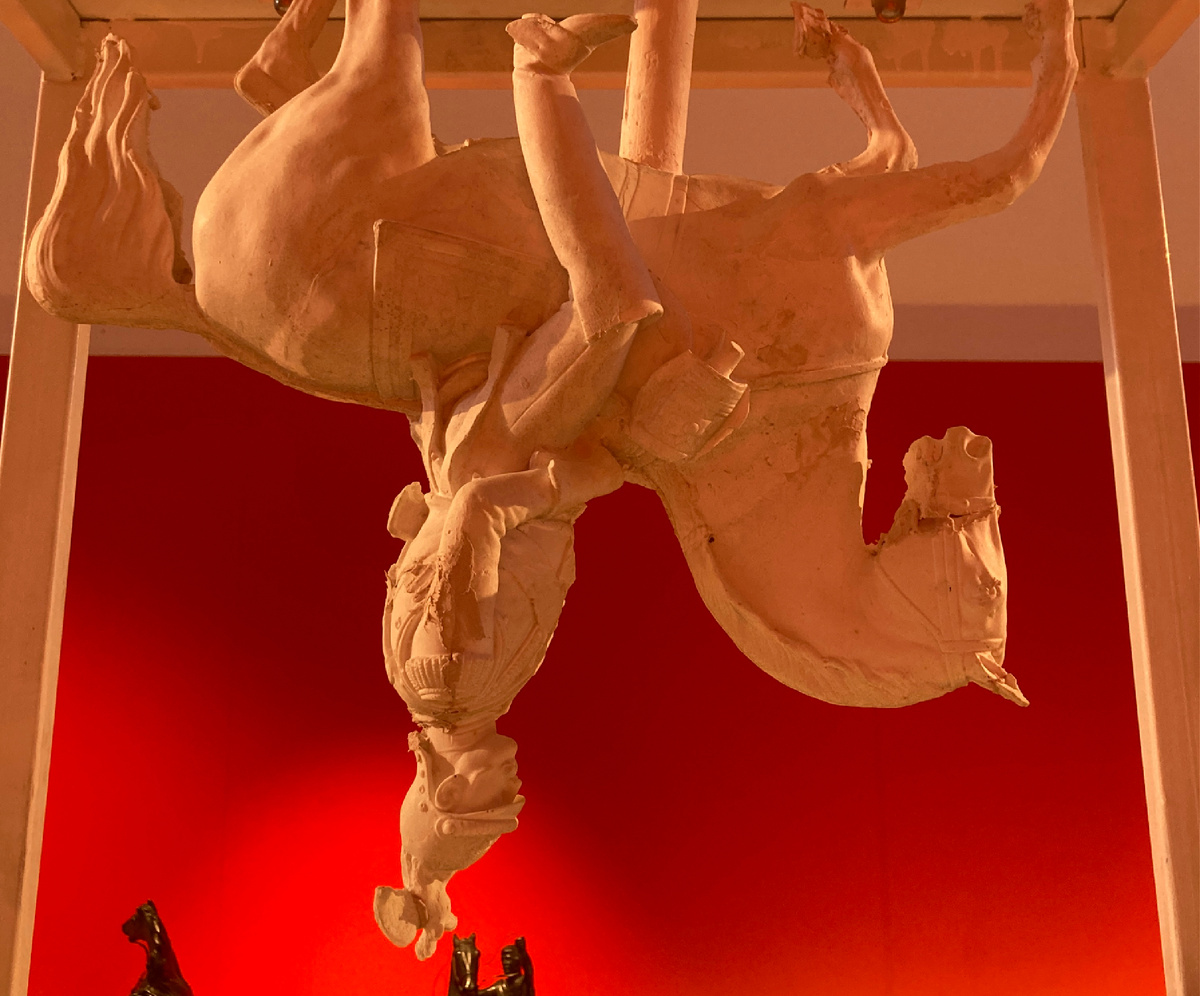 Способ отливки памятника Николаю I показан на выставке «Рыцарь бронзы» в Нарвских триумфальных воротах