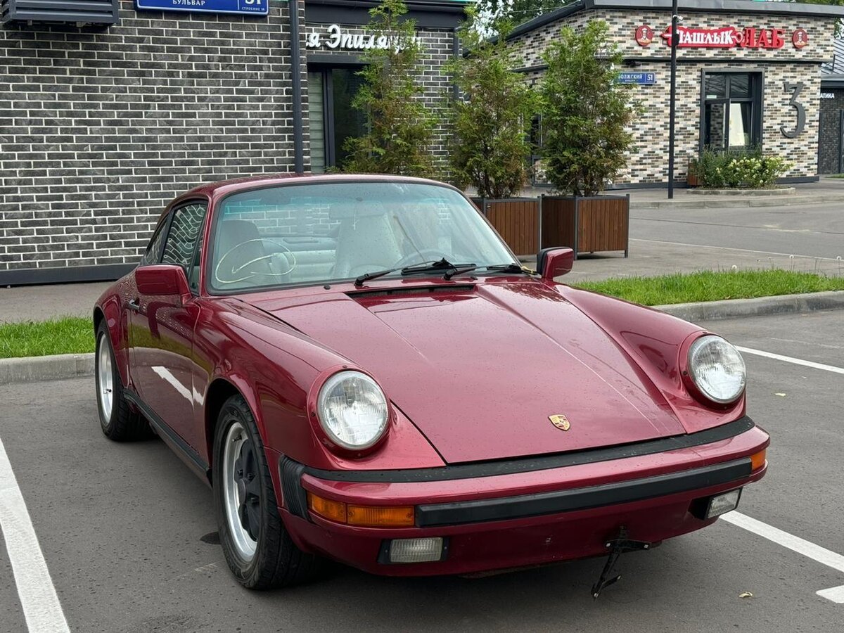 Porsche 911 Carrera. 1988 год