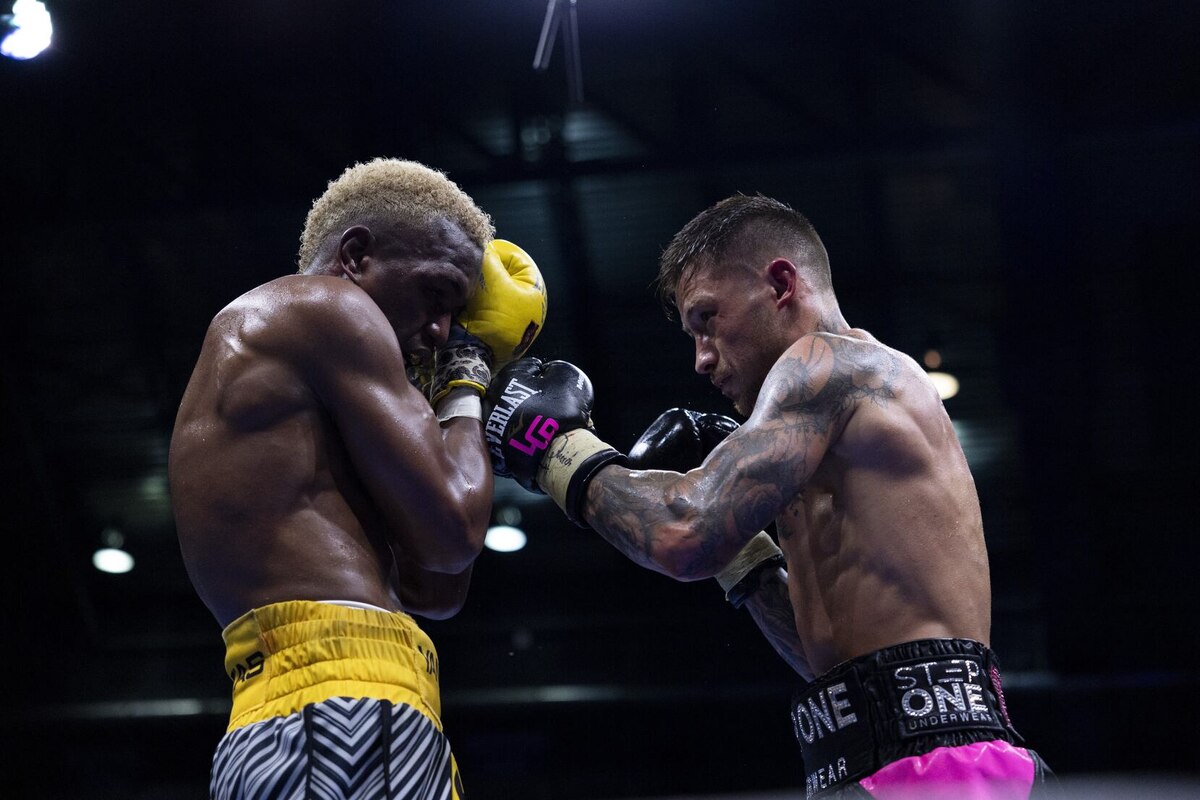                              Субриэль Матиас - Лиам Паро