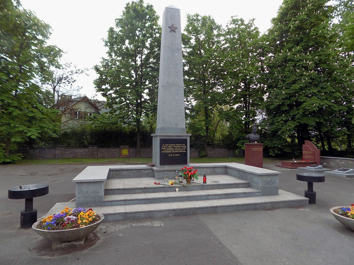 Воинское кладбище в г. Сандомир (Польша).