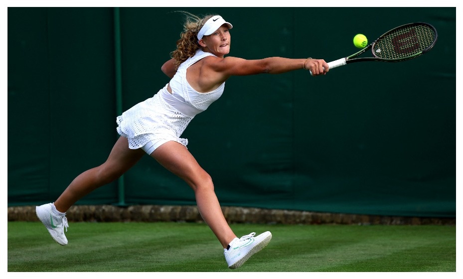    Мирра Андреева шагнула во второй круг Уимблдона-2023. Фото: Reuters