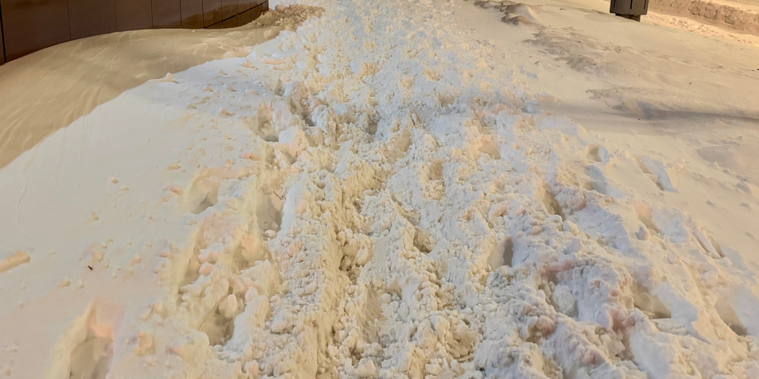 Обстановка на дорогах и в аэропортах Москвы 9 и 10 января: циклон «Фрэнсис» разбушевался, вызвав обильный снегопад и транспортный коллапс