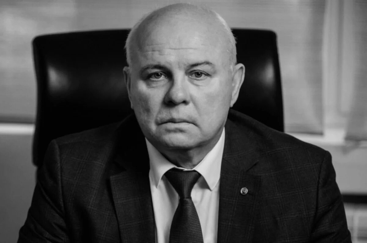    Умер глава представительства МИД России в Смоленске Андрей Линёв