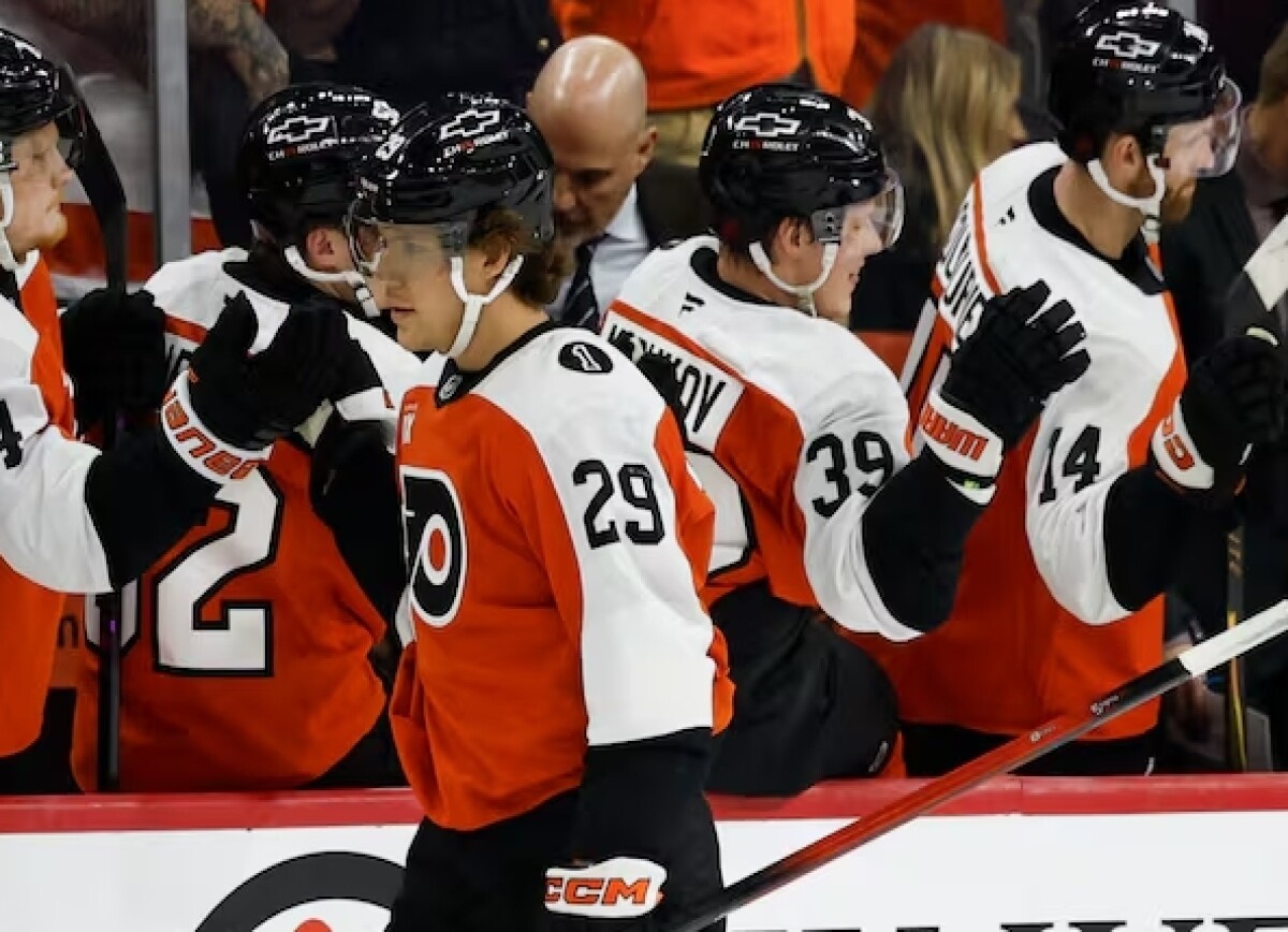     Broad Street Hockey о россиянах «Флайерз»: Мичков борется со спадом, Гребёнкин ищет себя в новой системе