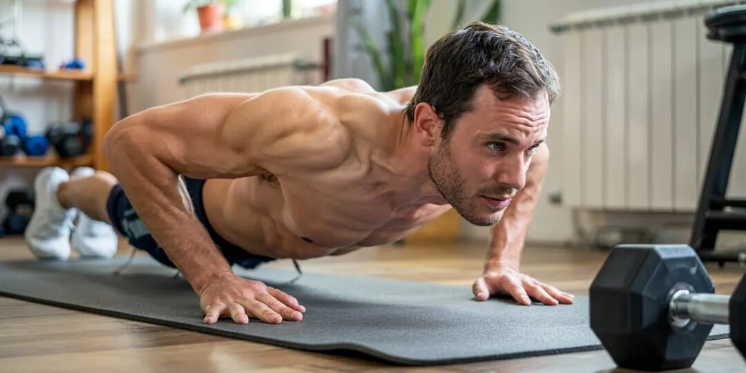 Тренировки дома: работающие схемы без банальщины