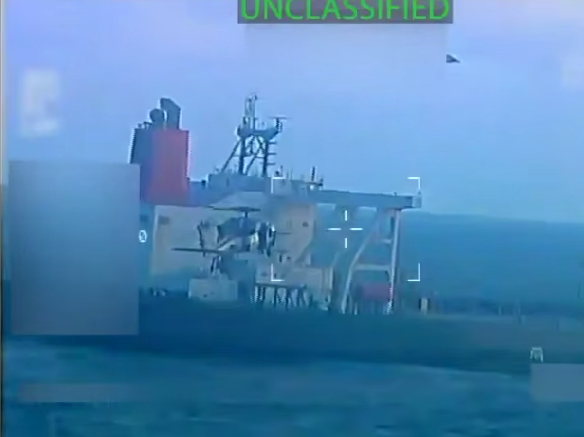    Захват военными США танкера у берегов Венесуэлы | © кадр видео Пентагона