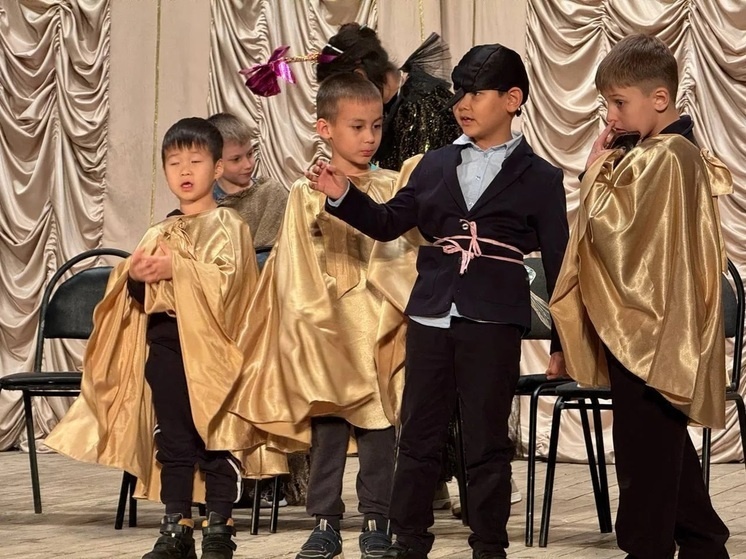     Фото: Минобр Калмыкии