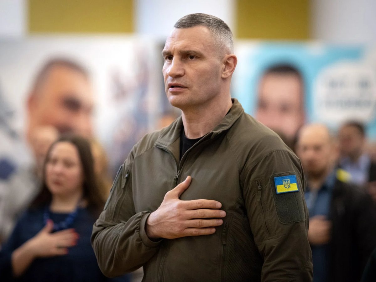     Кличко заявил, что в Киеве слышна работа ПВО