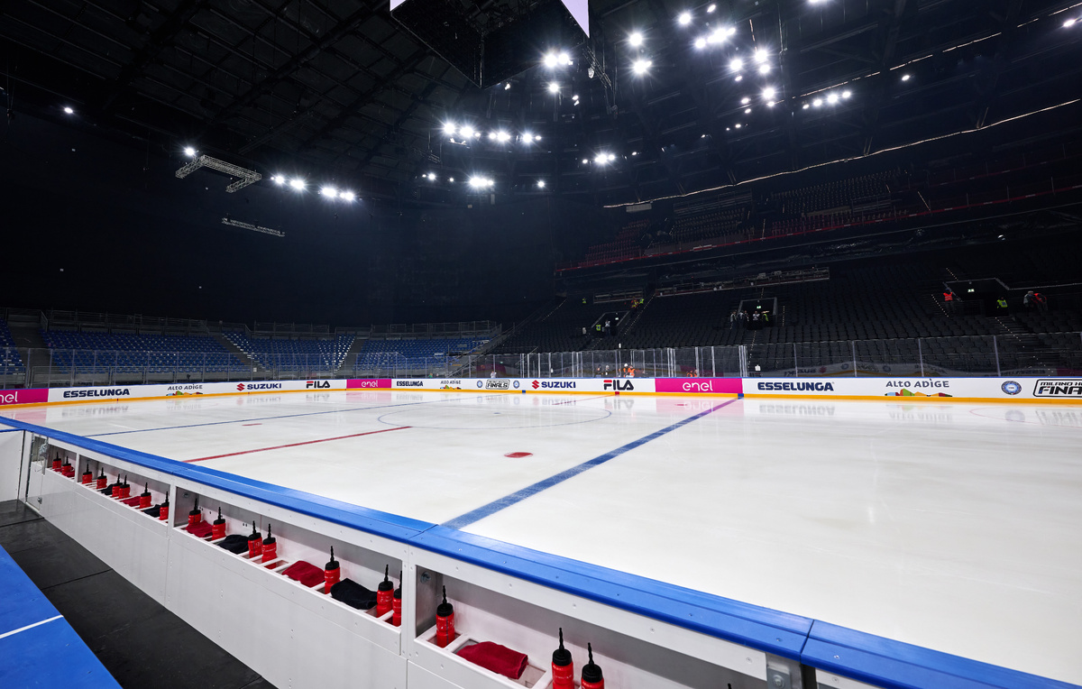    Арена "Санта Джулия"  Mattia Ozbot/Getty Images