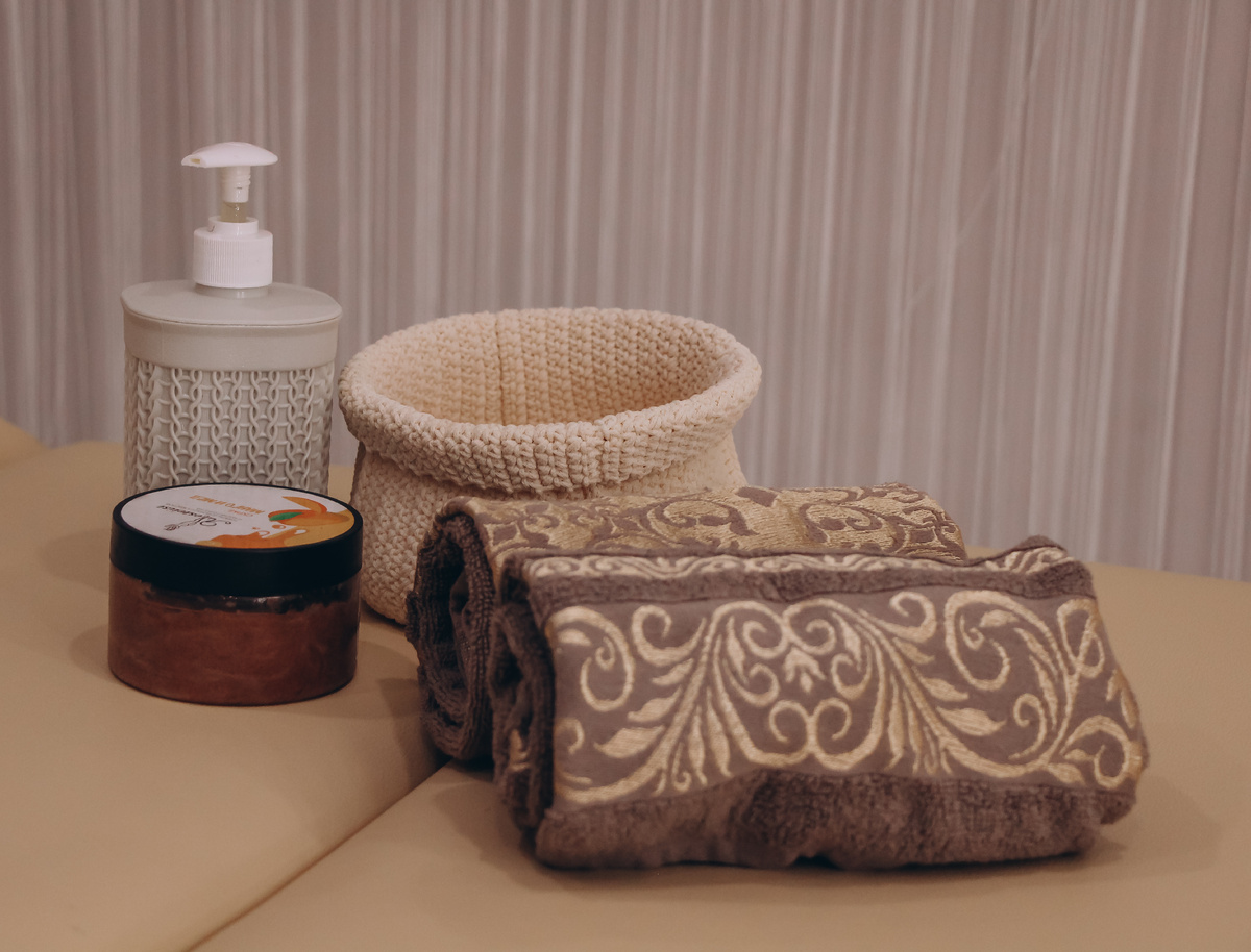 Массаж шеи и плеч: как напряжение в этой зоне влияет на весь организм