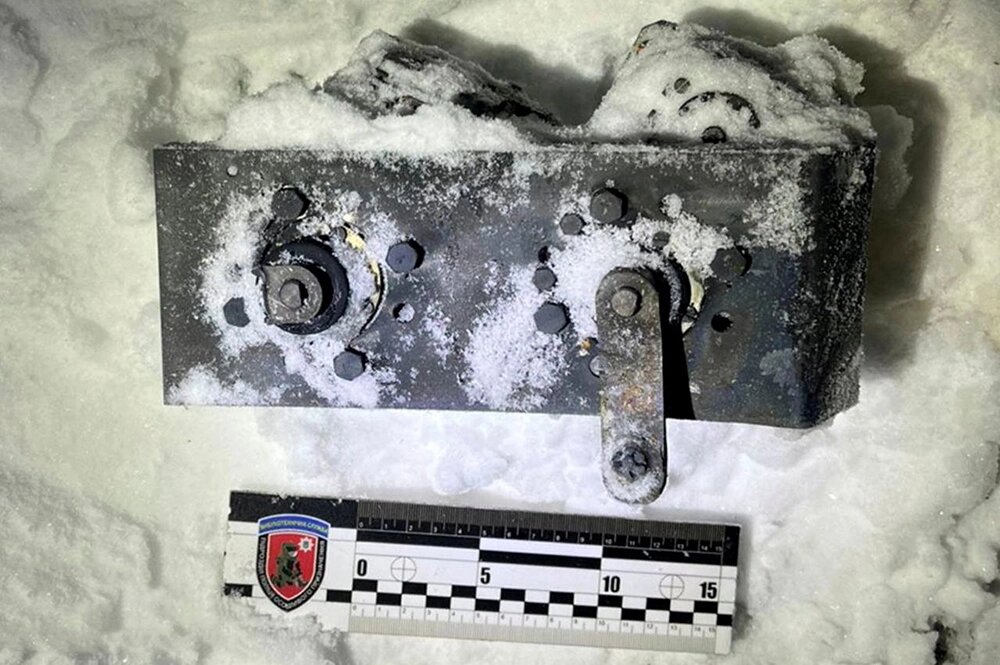    Предполагаемые обломки «Орешника». Фото: Reuters