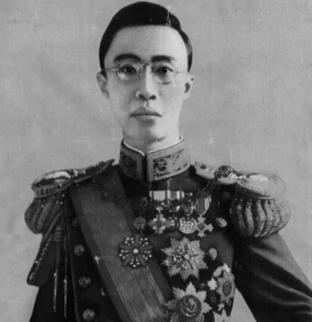 Айсиньгёро Пуи Император