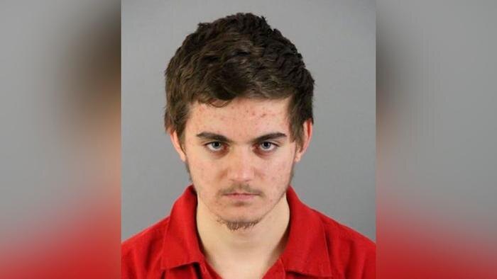 Американский подросток признался в убийстве родителей ради покушения на Трампа. Обложка © Х / TruthTitanX